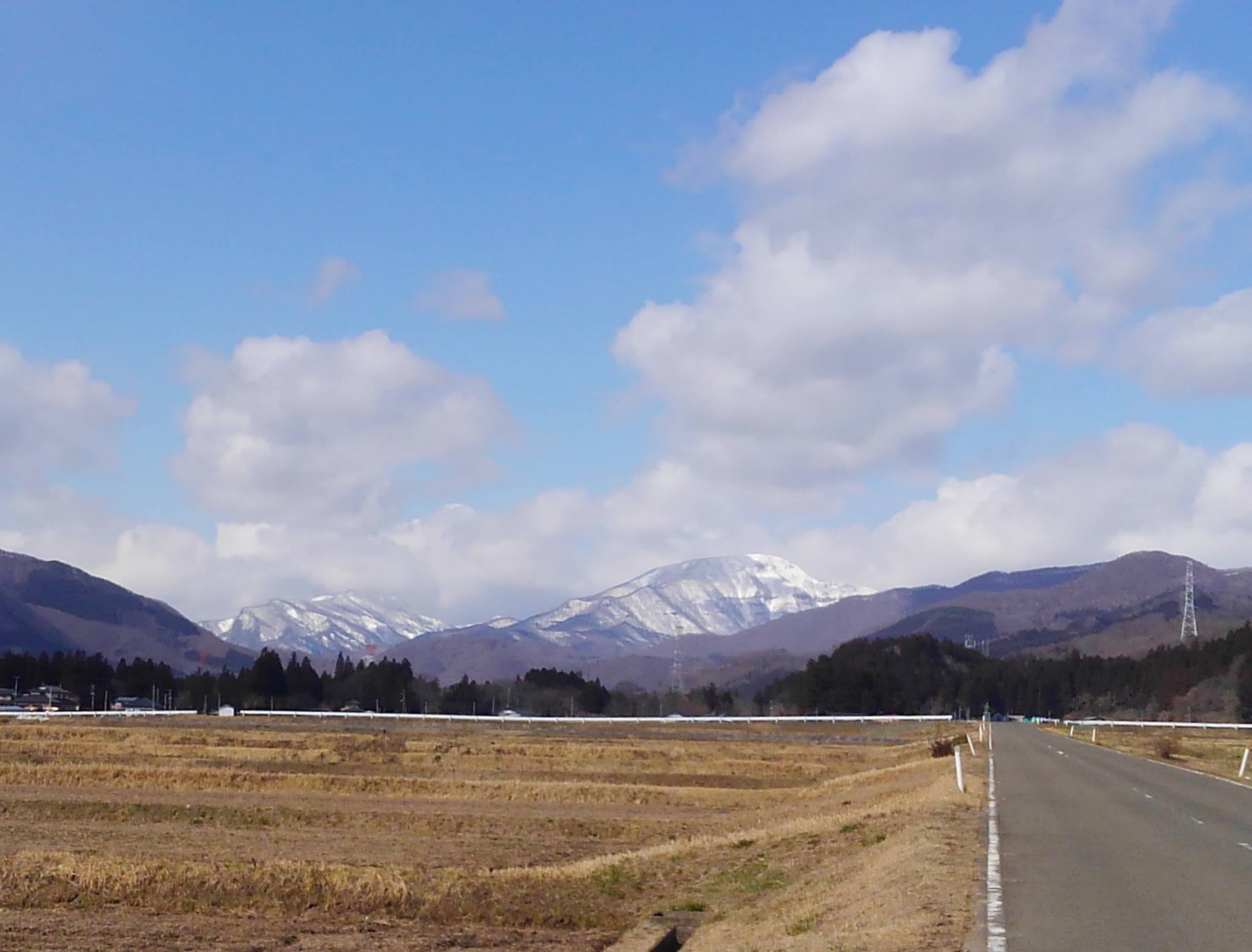 “大東岳”と“磐司岩”