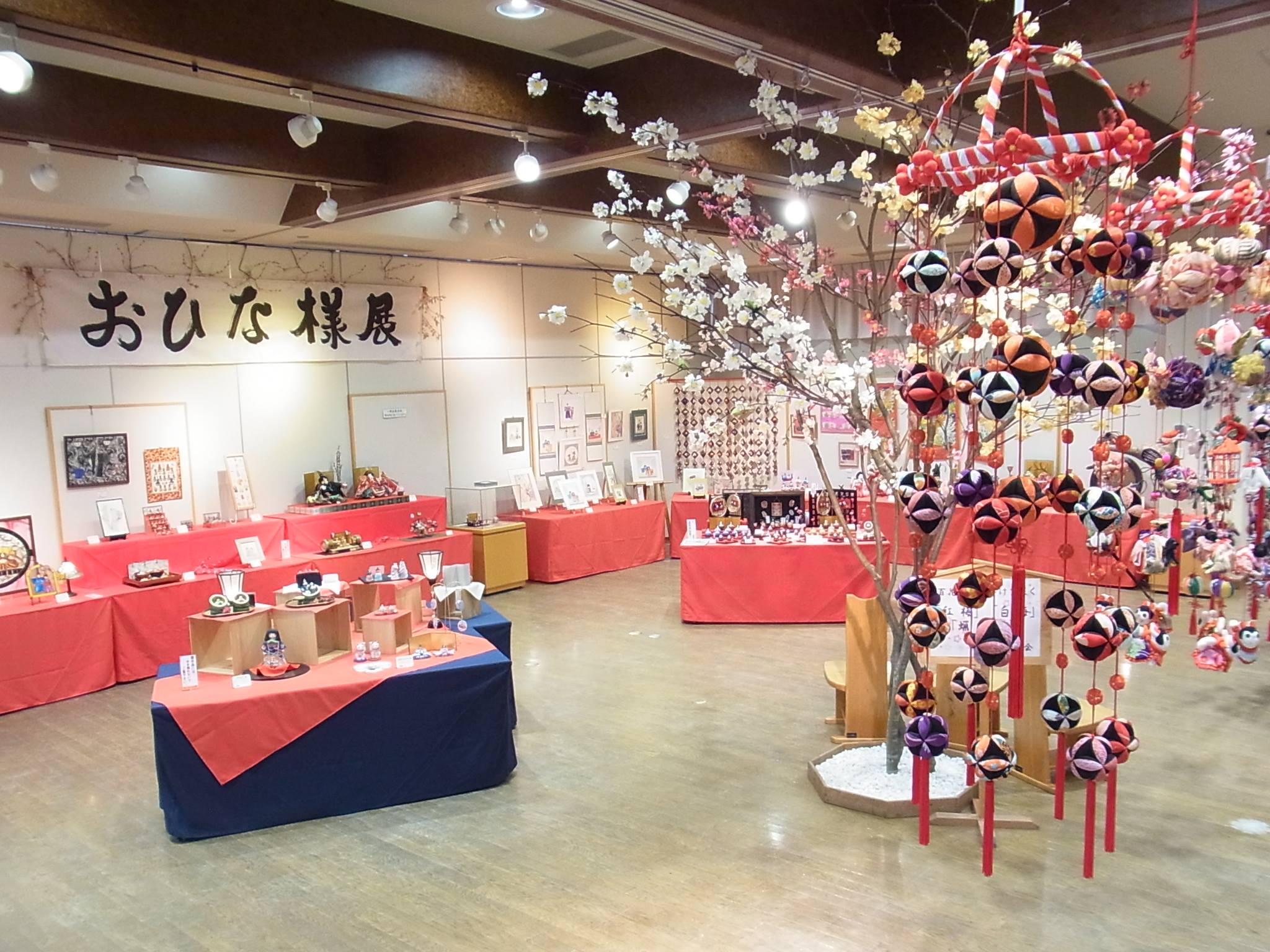 「手づくりおひな様展」の作品を募集中です！